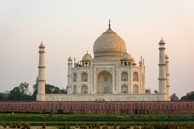 Taj Mahal and Agra Fort Tour By Fastest Train - Gatiman Express - Itimad-ud-Daulah and the Mughal details you may miss