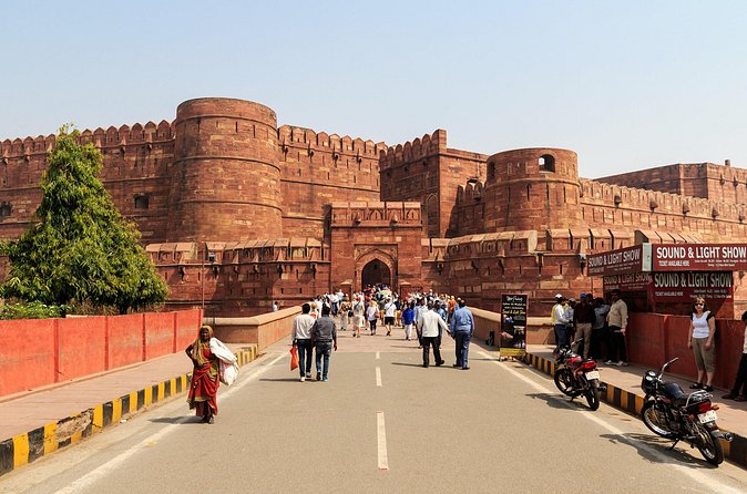 Taj Mahal and Agra Tour by Superfast Gatimaan Train From Delhi - The Baby Taj and the finer Mughal details