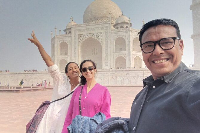 Taj Mahal and Agra Tour by Superfast Gatimaan Train From Delhi - Should you book the Gatimaan train tour?