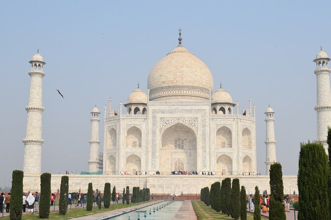 Taj Mahal Day Tour by Superfast Gatimaan Train from Delhi - Why the Gatimaan train is the smart choice from Delhi