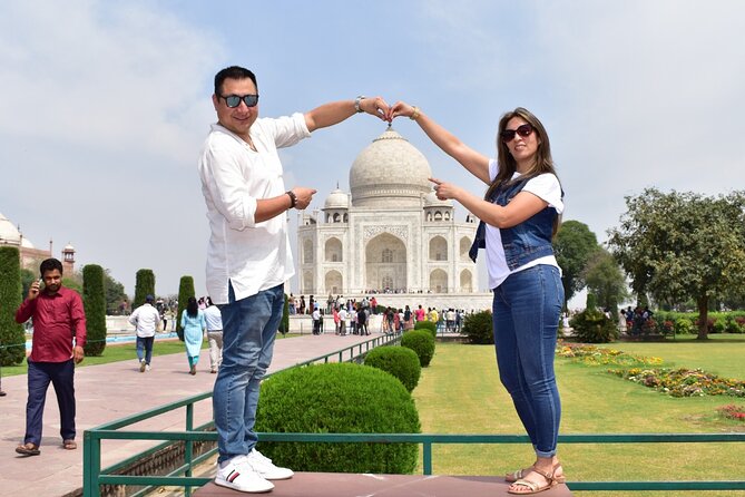 Taj Mahal Day Tour by Superfast Gatimaan Train from Delhi - Arriving in Agra and meeting your guide