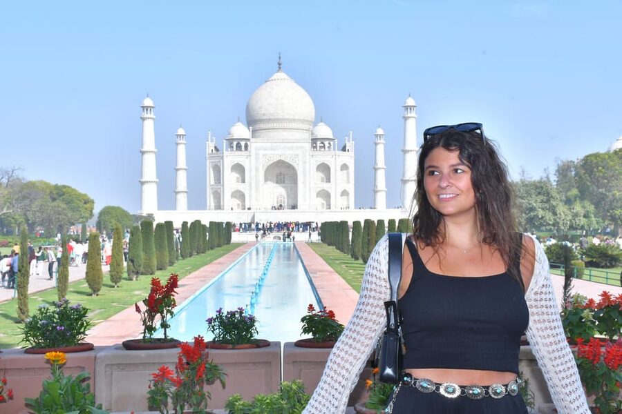 Taj Mahal Day Trip from Delhi by Gatimaan Express Train - Baby Taj: A Short Final Stop