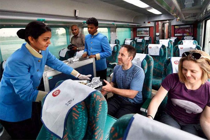 "Taj Mahal" Tour from Delhi by India's Fastest Train (Gatiman Express) - Why the Gatiman Express makes this day trip appealing