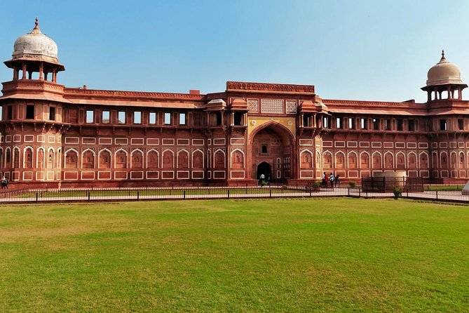 "Taj Mahal" Tour from Delhi by India's Fastest Train (Gatiman Express) - Agra Fort: the best historical counterpoint