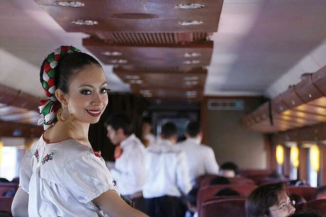 Tequila Day Trip from Guadalajara with Jose Cuervo Express Train - Food, alcohol, and what the price really covers