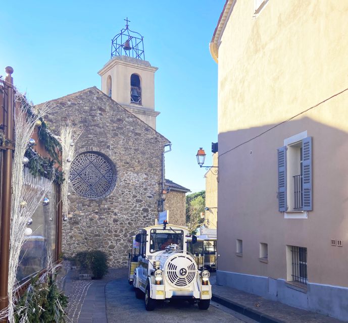 The Little Train of Sainte-Maxime - The Semaphore and Gaumont Castle
