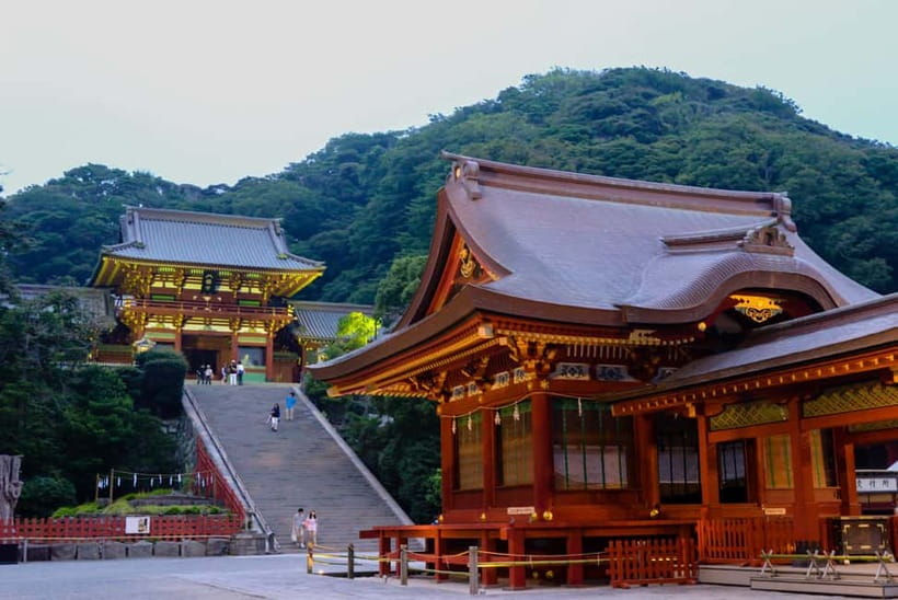 Tokyo: Kamakura & Enoshima Day Tour with Pickup & Train Ride - A long day from Tokyo, with less planning
