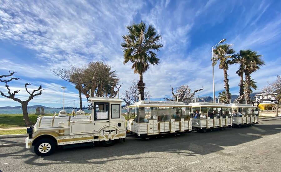 Toulon: Little Train City Tour - A quick first look at Toulon from the rails