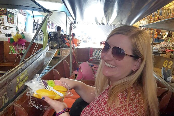 Train & Floating Market Food Adventure + Scenic train ride - What the guide adds to the day