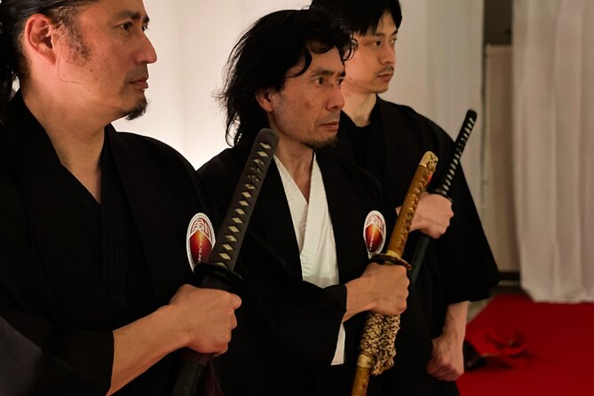 Train in Samurai Swordsmanship and Defeat the Demon in Tokyo - Training: posture, breath, and control