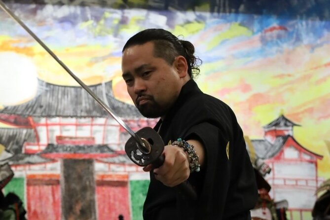 Train Katana with Real Dojo Students in Kyoto - Why the three-person limit matters