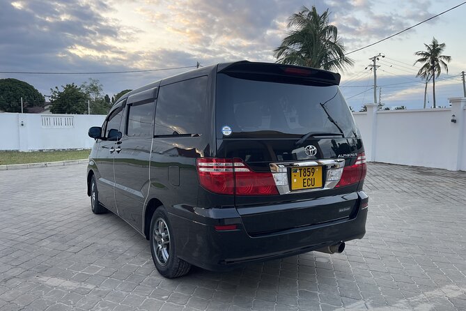 Transport Dar es Salaam Airport Port, Ferry or Train to Hotel - A private welcome to Dar es Salaam