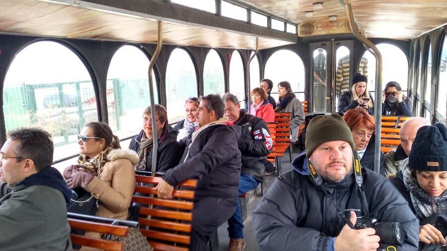 Ushuaia: Panoramic City Train Tour - Meeting point and practical details