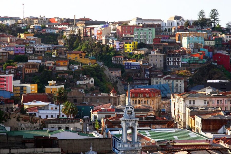 Valparaiso 4-Hour City Tour by Van and Funicular - Why a van and funiculars work well in Valparaiso
