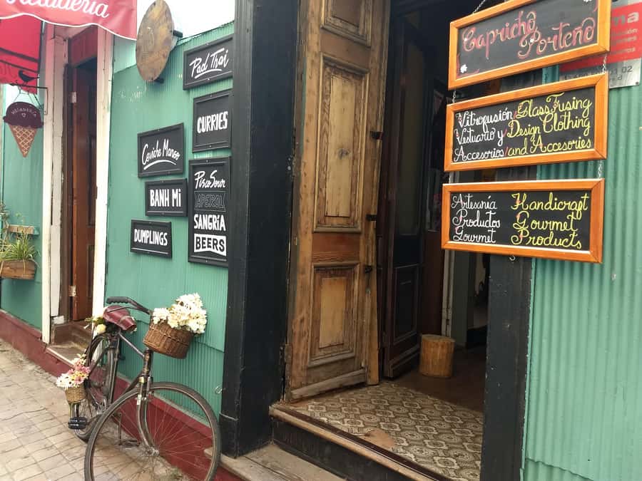Valparaiso: Street Art, Funiculars and Port City Tour - The Piano Staircase and Valparaiso’s churches