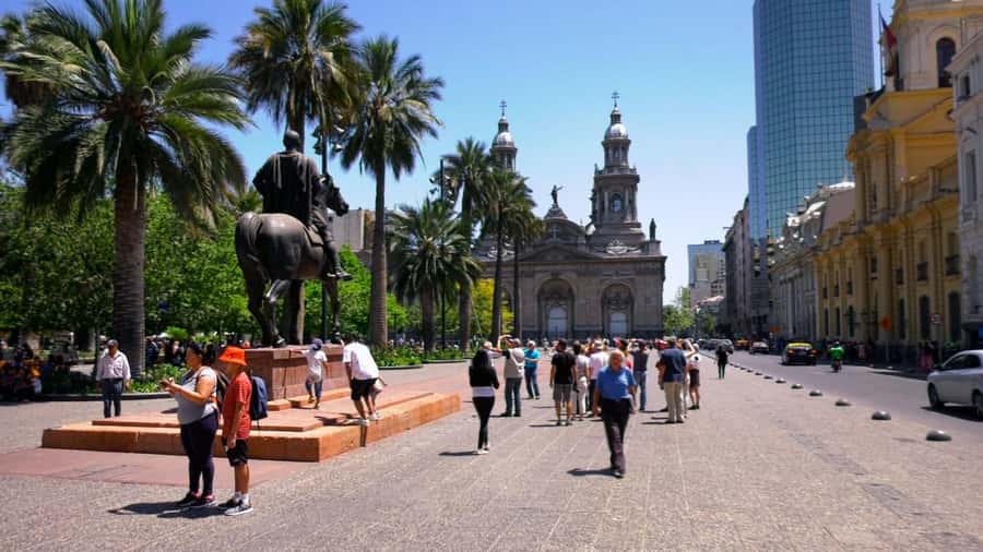 Walking City Tour with Funicular, Cable Car and Tasting - Why This Tour Works for a First Look at Santiago