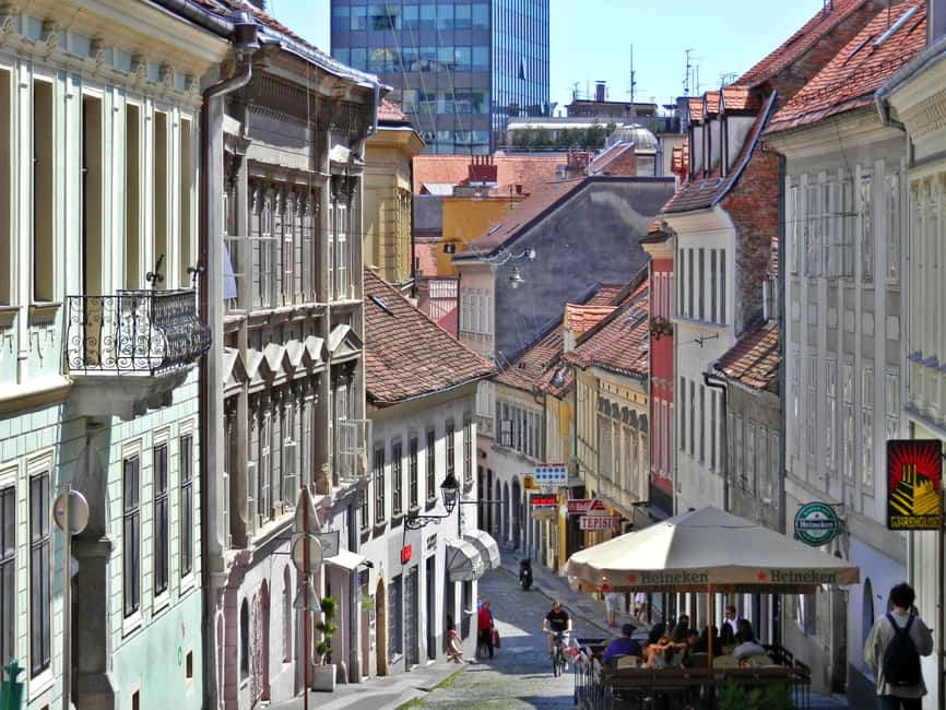 Zagreb: Group walking tour of Zagreb (funicular included) - Why this Zagreb walk works well for a first visit