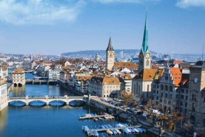 2-hour Best Intro Walking Tour with a Local